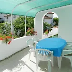 Family Friendly With A Swimming Pool - 4235 Apartamento Vodice