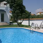 Family Friendly With A Swimming Pool - 4235 Apartamento