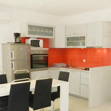 Family Friendly With A Swimming Pool - 4235 Apartament Vodice