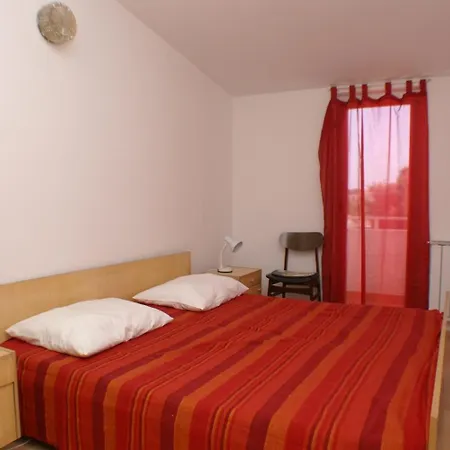 Family Friendly With A Swimming Pool - 4235 * Vodice