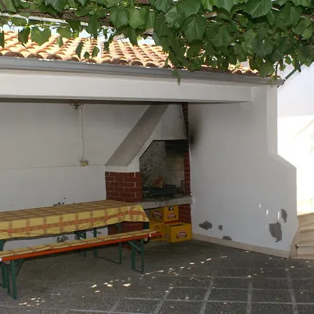 Family Friendly With A Swimming Pool - 4235 Apartament Vodice